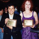 Aquí Óscar González Loyo, con la escritora de la historia que dibujó para Bongo, Jill Thompson.