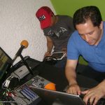 Estuvimos en el programa de "Radio Lata" en la estación Vive Radio México, nos la pasamos excelente.